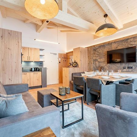Falken Suites Top 7 Kaprun Exteriér fotografie